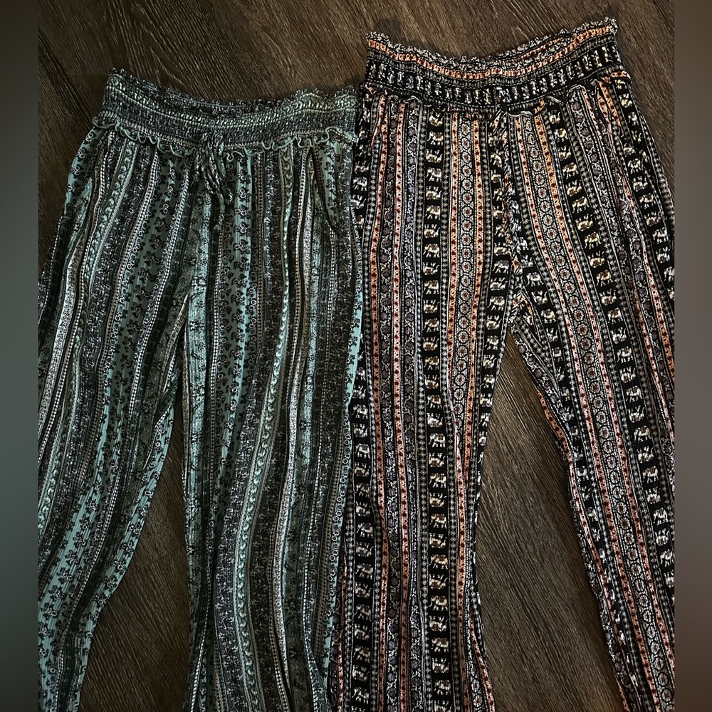 2 pairs of Harlem boho style straight leg pants perfect for summer. SEE FIT!